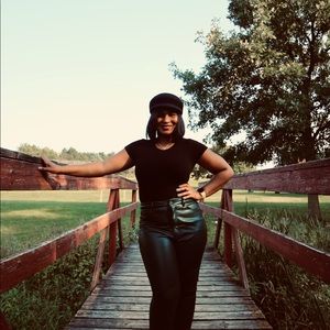 Meet your Posher, Mandilyn